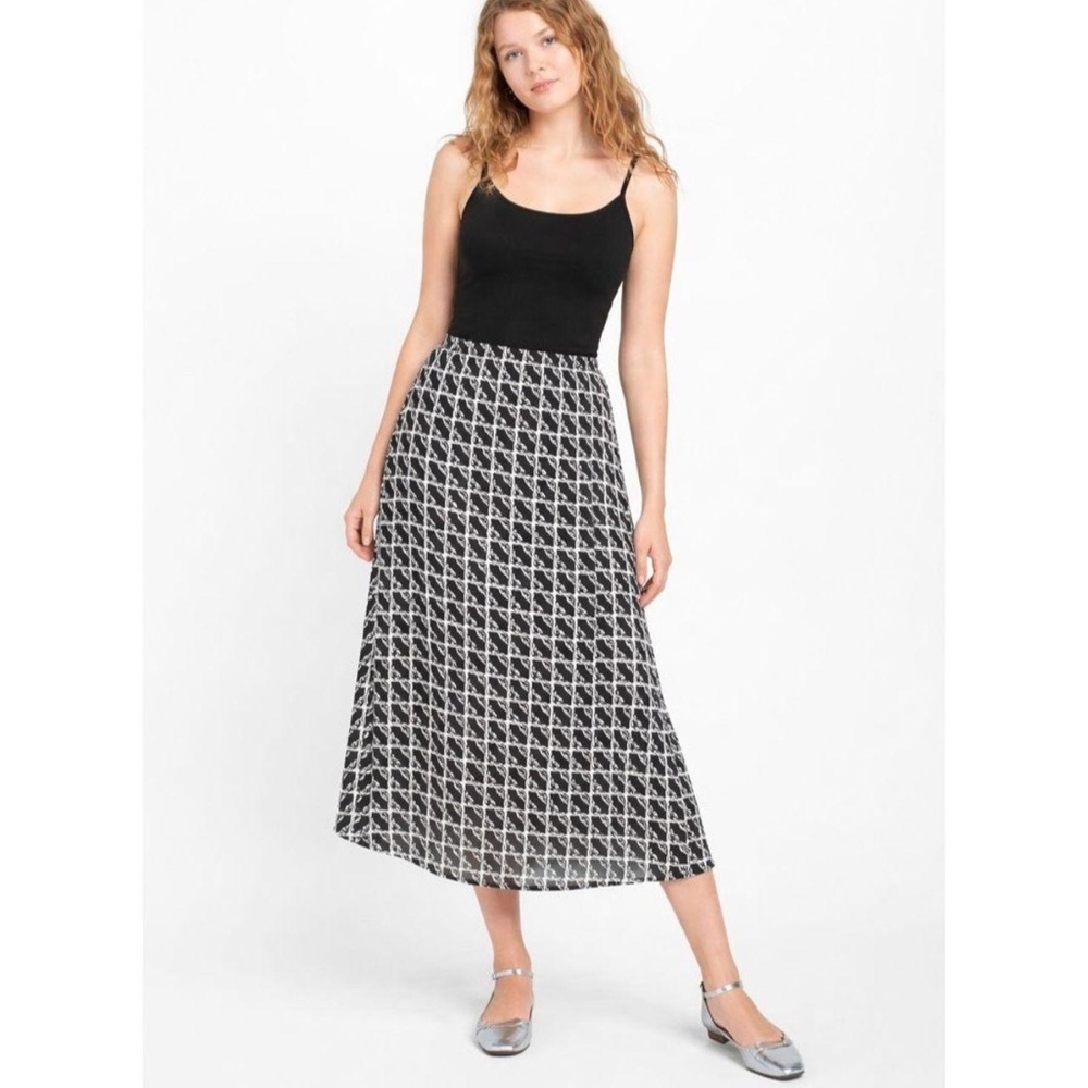 Lisa Says Gah Black & White Embroidered Midi Skirt Size M/L NWT Floral Grid